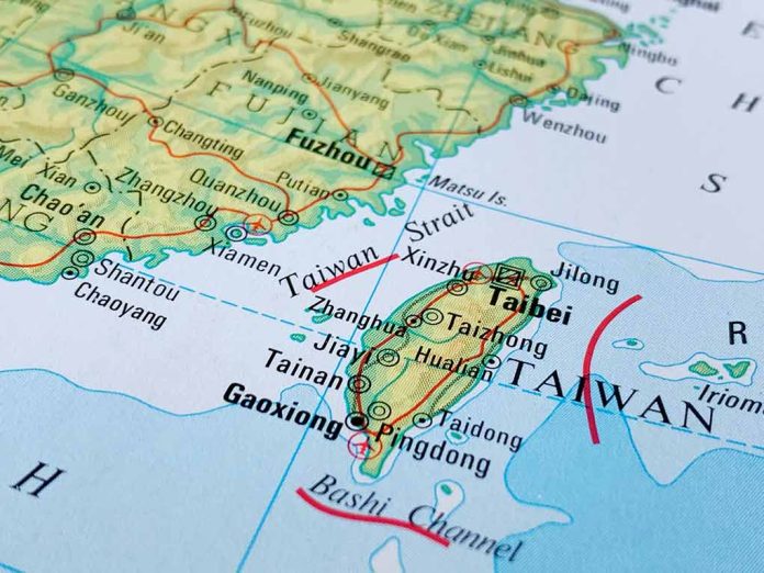 Map showing Taiwan and surrounding areas in detail